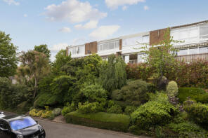 29, Cottenham Drive, London SW20 0TD