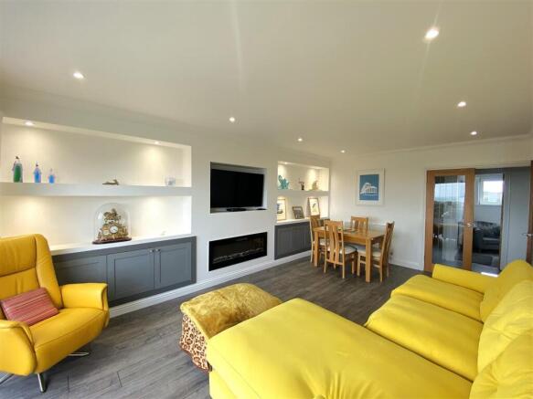 Sutherland Avenue, Bexhill-On-Sea photo 3
