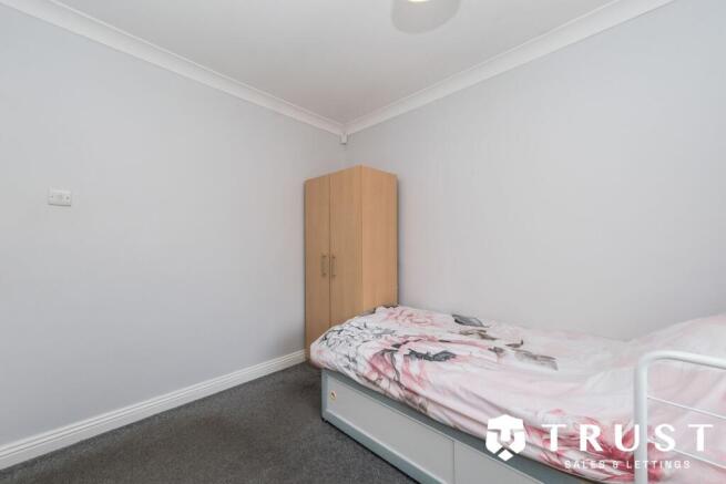 2 bed Semi-Detached for sale Image 11