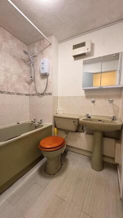 bathrooom.jpg