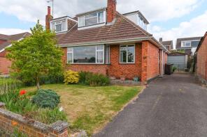 2, St Vincent Crescent, Horndean, Waterlooville PO8 9JD