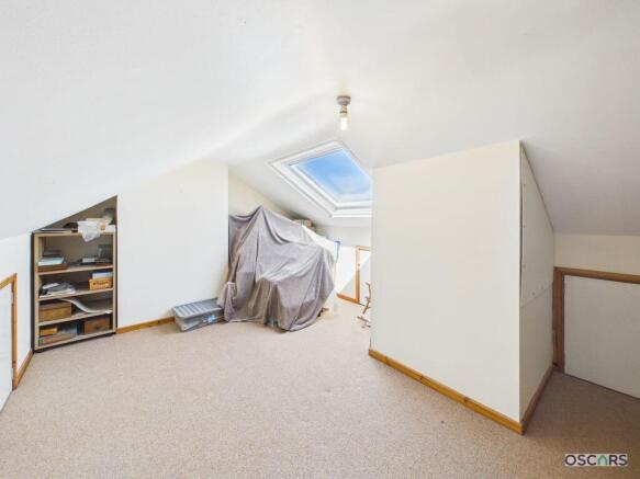 3 bed Semi-Detached for sale Image 10