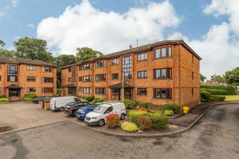 16/3 Cramond Road North, Edinburgh, EH4 6JE