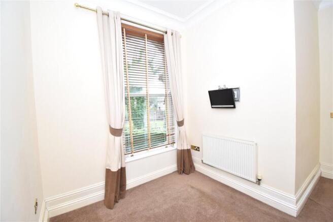 2 bed Apartment for sale Image 6