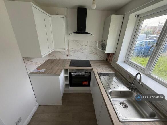 1 bed Flat to rent Image 6