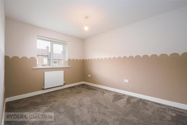 4 bed Detached for sale Image 11