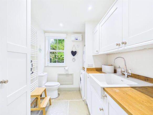 3 bed Semi-Detached for sale Image 8