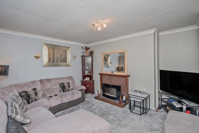 4 bed Terraced for sale Image 2