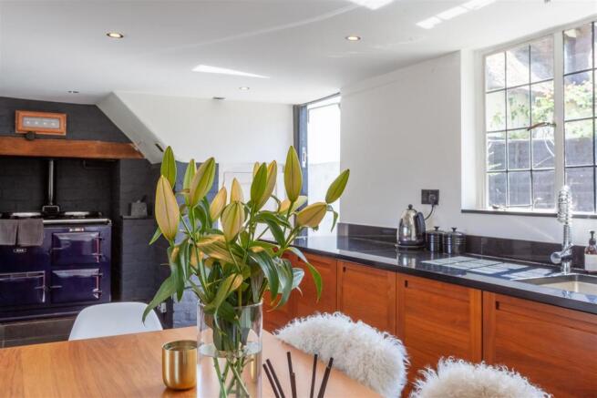 Kitchen/Breakfast Room