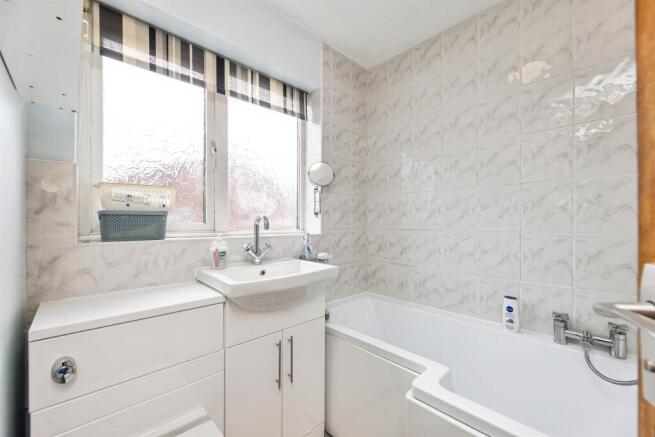 1 bed Flat for sale Image 10