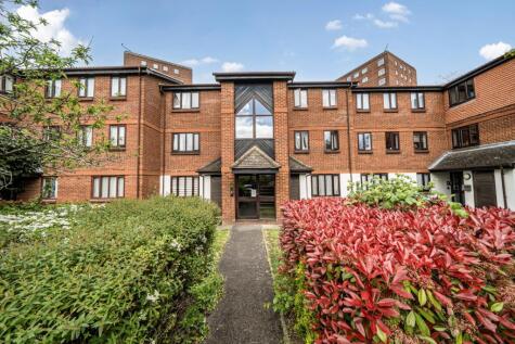 Gade Close, Hayes, UB3