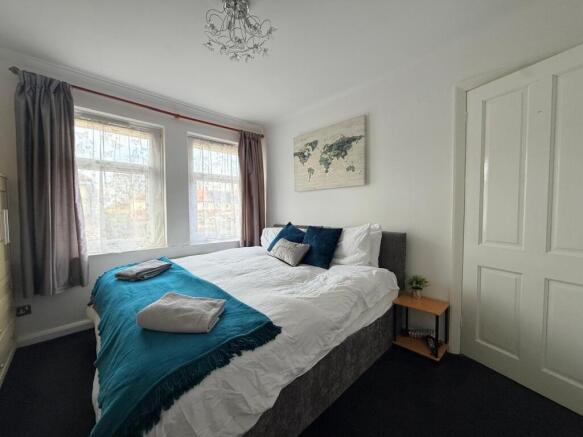 3 bed House to rent Image 7