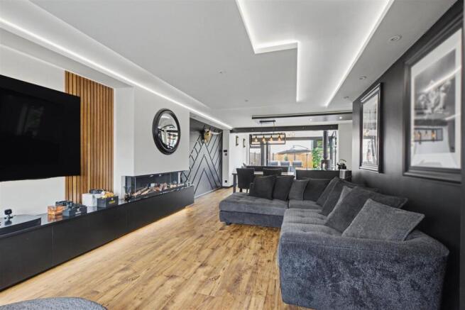 Open Plan Living, Dining, Kitchen Area