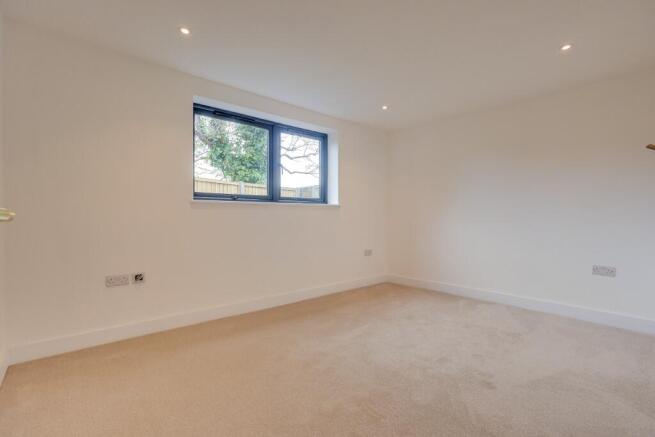 Knighton Road, Itchen photo 4