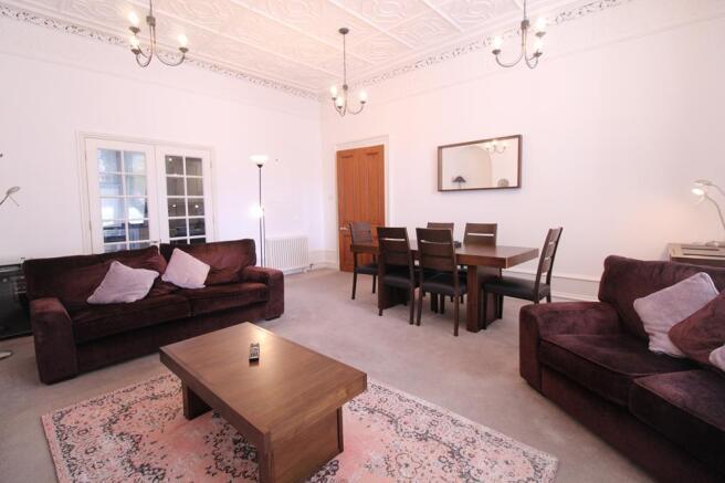 Lounge Dining