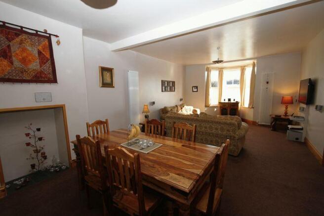 Lounge/Diner