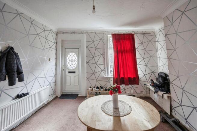 3 bed Terraced for sale Image 7
