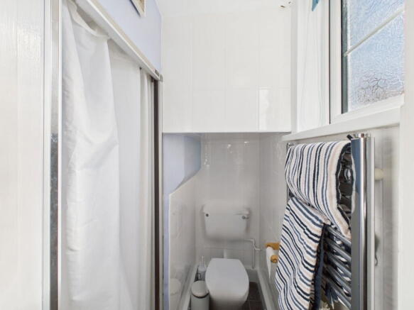 1 bed Flat for sale Image 8