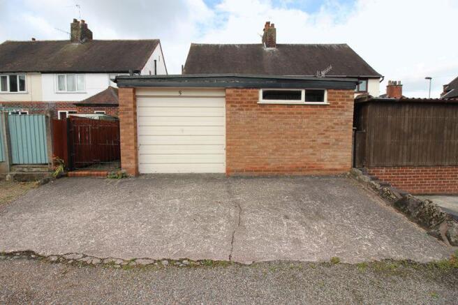 Garage Off Str...
