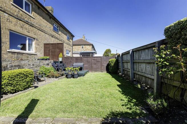 4 bed Semi-Detached for sale Image 4
