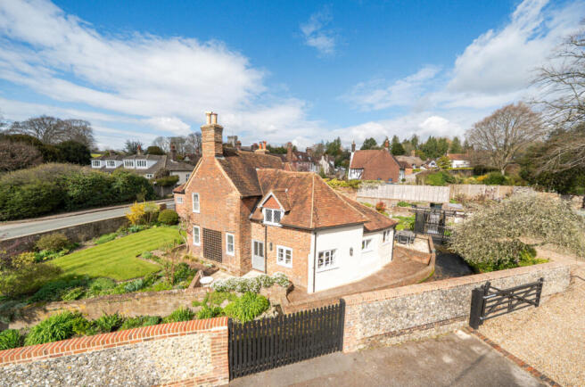 1437346-2-69cc097...