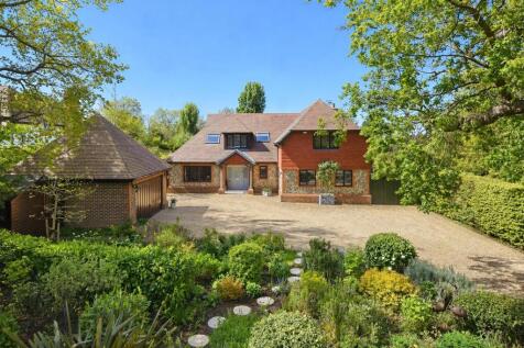 Norrels Drive, East Horsley, KT24