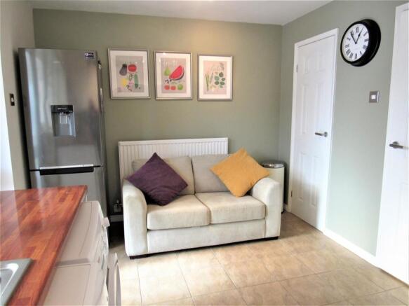 Living / Dining Area