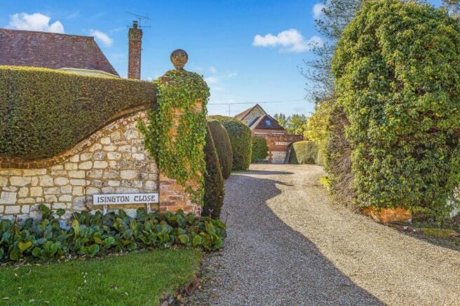Isington Close