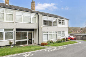 17, Cedar Mount, Mottingham, London SE9 4RU