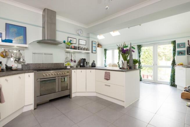 Kitchen/breakfast ro