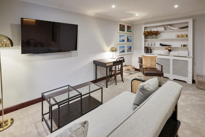3 bed Terraced for sale Image 4