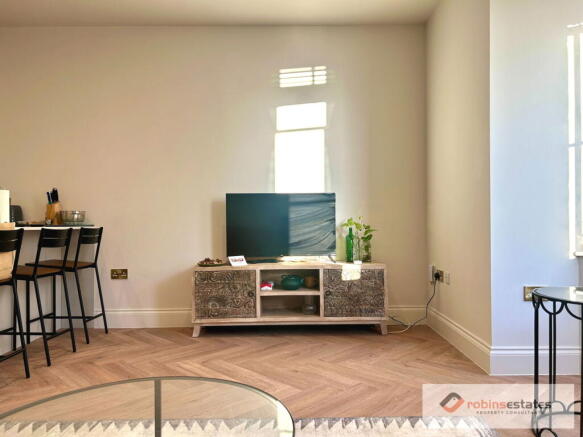 image00017_173988049