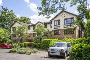 6, 70 Heathview Court, Wimbledon Park Side, London SW19 5NL