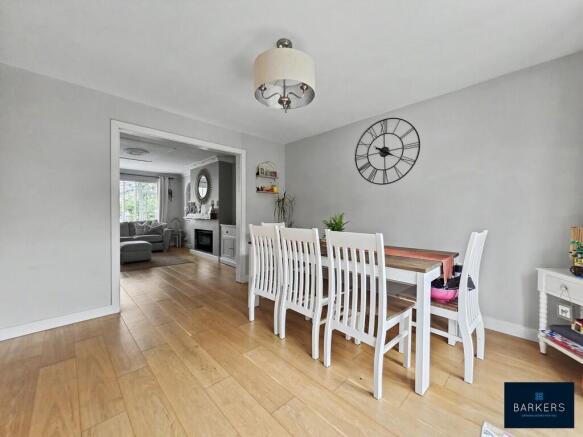 3 bed Semi-Detached for sale Image 7