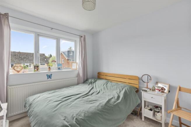 3 bed House for sale Image 11