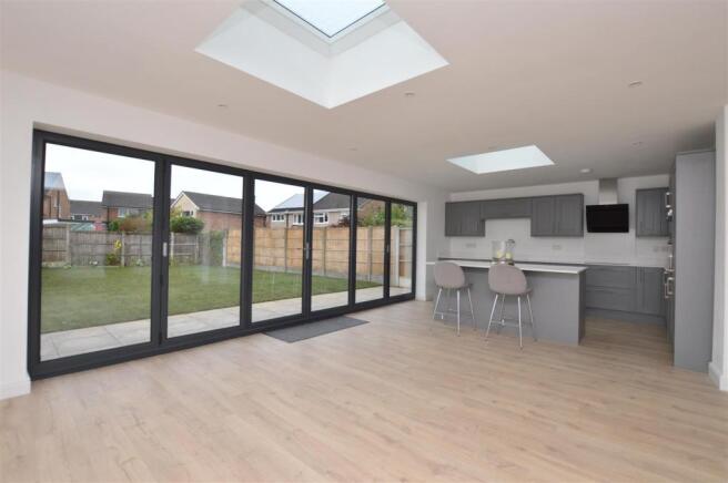 Magnificent Open Plan Kitchen/Dining/Family Room
