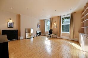 Flat 2, 140, Uxbridge Road, London W12 8AA