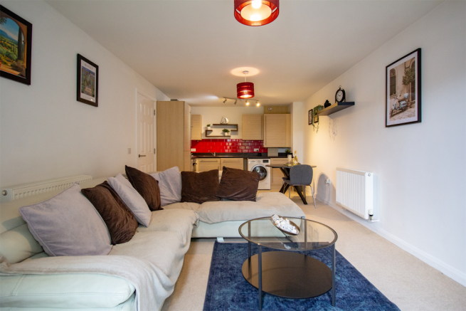 Lounge / Kitchen