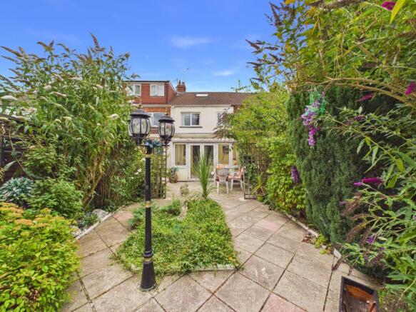 3 bed Terraced for sale Image 4
