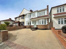 122, Penhill Road, Bexley DA5 3EL
