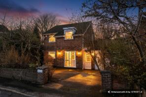 26 The Hollies, St Aldates, Bredbury, Stockport SK6 3DU