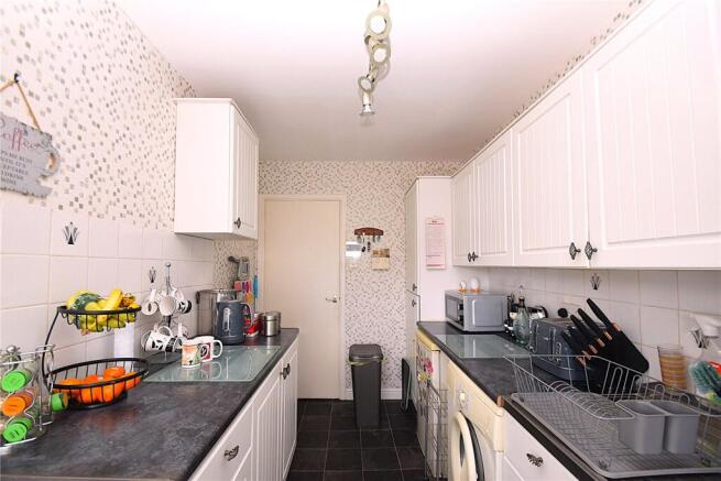 2 bed Apartment for sale Image 6