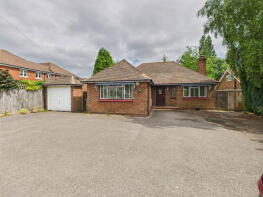Appledore, Kings Road, Horsham RH13 5PR