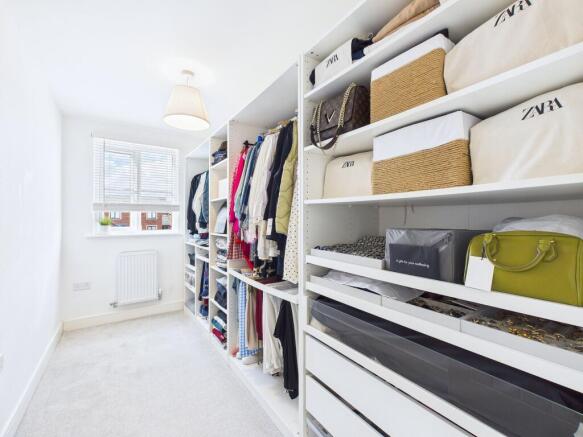 2 bed Apartment for sale Image 12