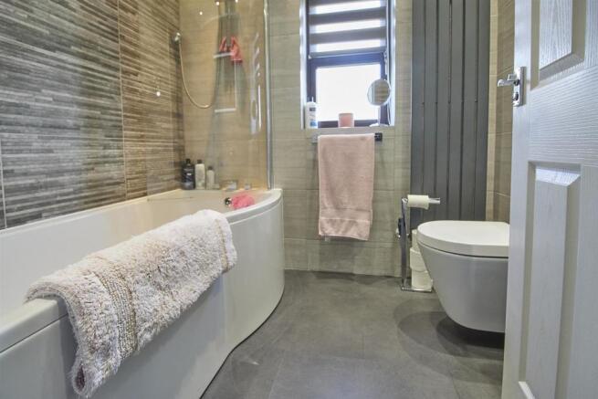 Refitted family bathroom