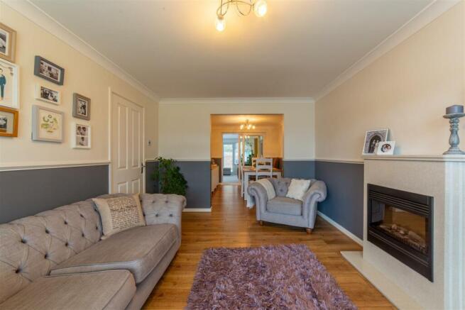 11 Hazel Close-13.jpg