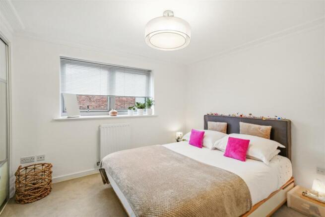 Halcyon Place