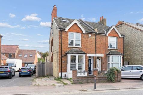 Grove Road, Hitchin, SG5