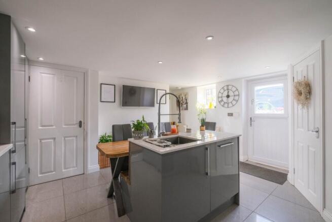 2 bed End of Terrace for sale Image 9