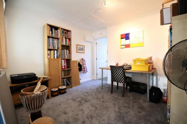 OFFICE / BEDROOM 5